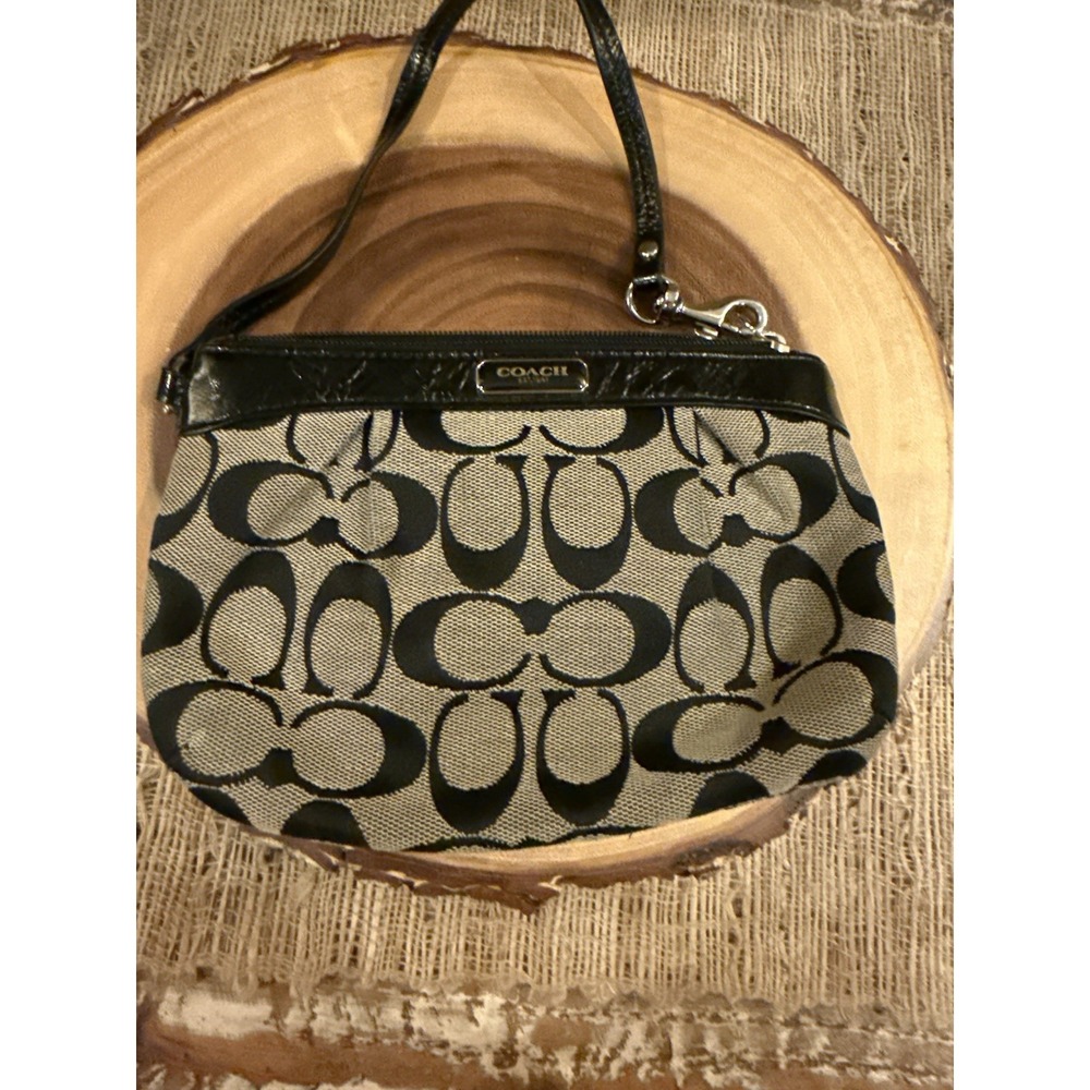 Coach Signature Canvas Leather Trim Wristlet Clutch F51369‎ Women's Designer